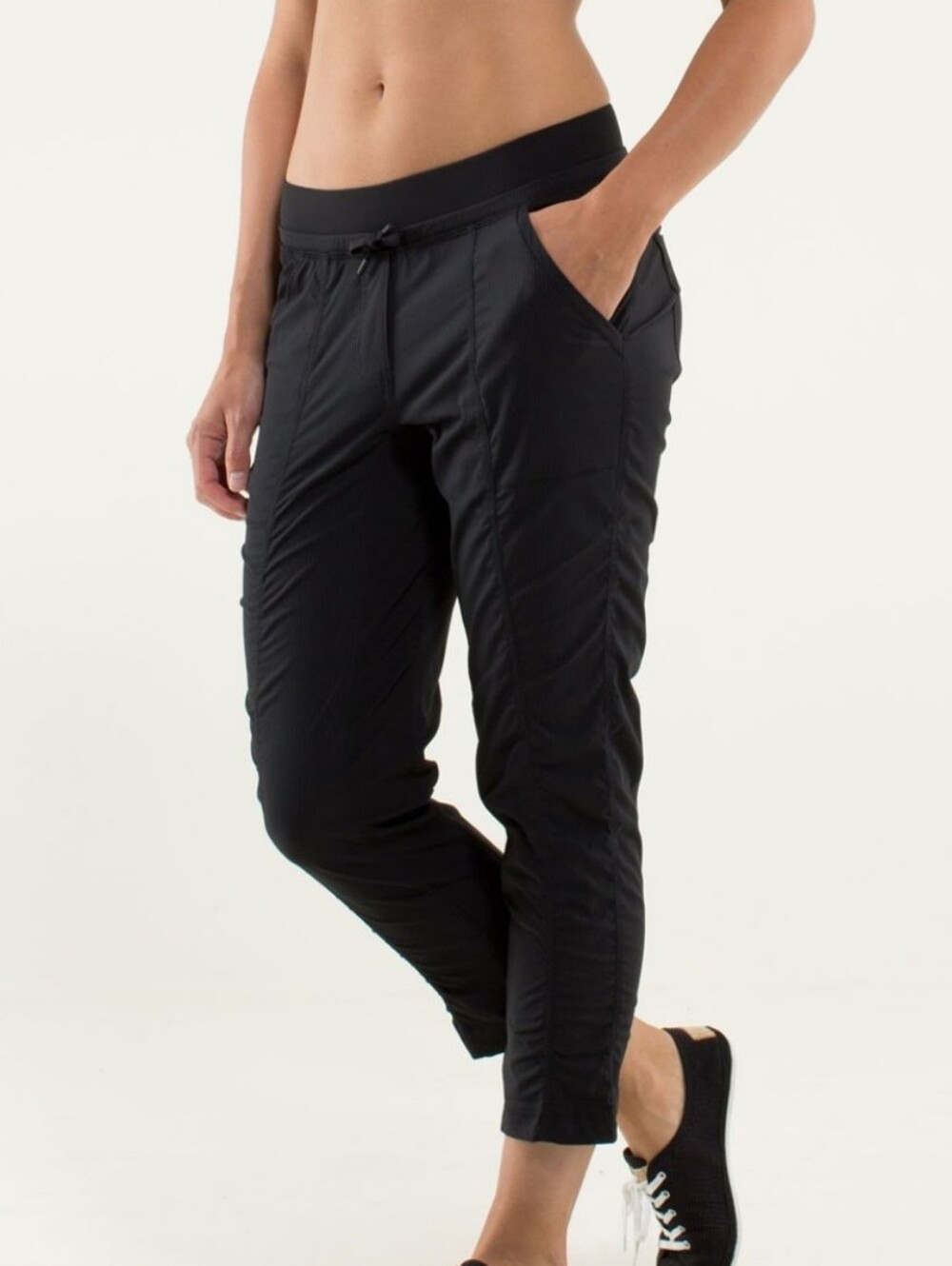 EUC Lululemon Crop Black Pants